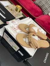 Load image into Gallery viewer, SE866 CC Sandals / Size5-9
