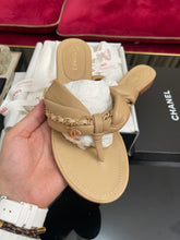 Load image into Gallery viewer, SE866 CC Sandals / Size5-9
