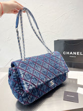 Load image into Gallery viewer, CC682 XXL Flap Bag / 17x10.6inch
