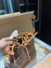 Load image into Gallery viewer, LB760 Noé / Small/Large
