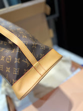 Load image into Gallery viewer, LB760 Noé / Small/Large
