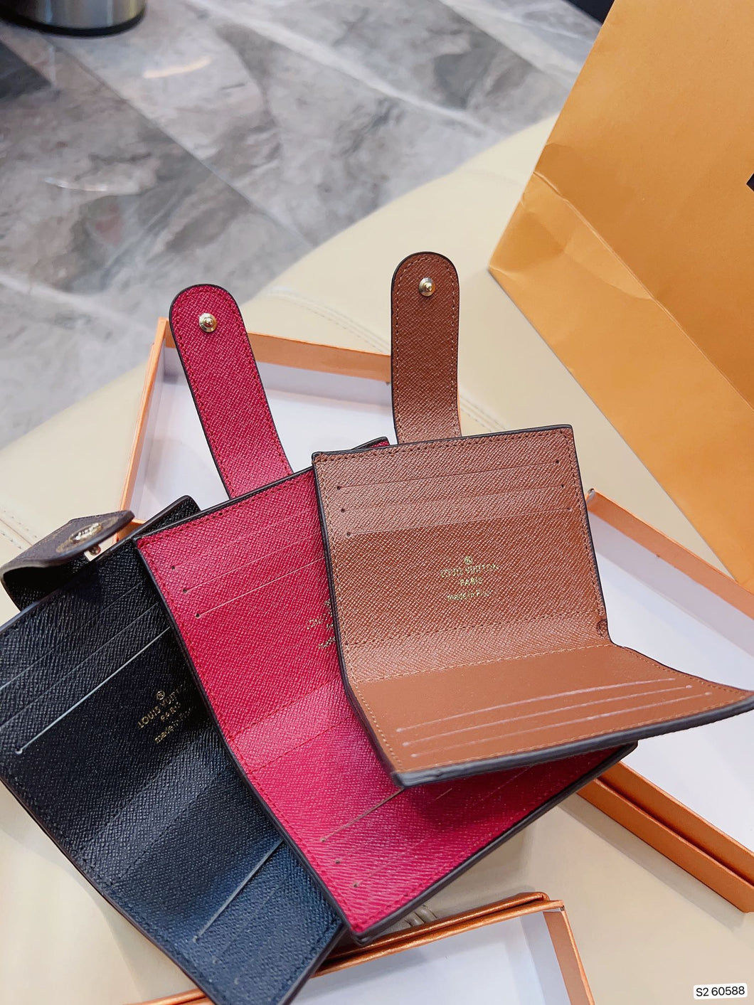 LB761 Card Holder / 4.1x3.3inch