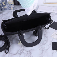 Load image into Gallery viewer, DR225 Lady D-JOY Handbag / 10.2x5.3x2inch
