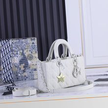Load image into Gallery viewer, DR228 Lady D-JOY Handbag / 10.2x5.3x2inch
