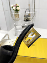 Load image into Gallery viewer, SE1047 Baguette Slides / Size5-10
