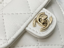 Load image into Gallery viewer, CC575 Heart Zipped Arm Coin Purse / HIGHEST QUALITY VERSION
