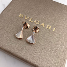 Load image into Gallery viewer, JW587 BG DIVAS&#39;DREAM EARRINGS
