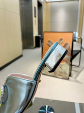 Load image into Gallery viewer, SE1007 GG Slides / Size4-11
