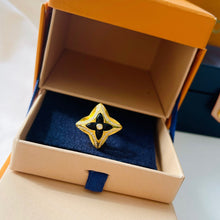 Load image into Gallery viewer, JW641 LB Rings
