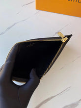 Load image into Gallery viewer, LB650 Slim Purse / 7.9 x 4.3 x 0.2 inches
