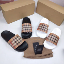 Load image into Gallery viewer, SE1050 Vintage Check Slides / Size5-11
