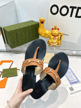 Load image into Gallery viewer, SE1009  Women&#39;s Gucci Blondie thong sandal / Size5-12
