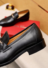Load image into Gallery viewer, MSE071 Ferragamo Loafer / Size7-11
