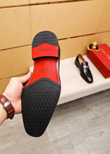 Load image into Gallery viewer, MSE071 Ferragamo Loafer / Size7-11
