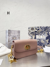 Load image into Gallery viewer, DR278 30 Montaigne Avenue Bag / 9 x 5 x 2.5 inches
