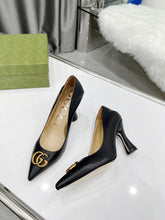 Load image into Gallery viewer, SE829 GG High Heels / Size5-10
