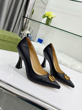 Load image into Gallery viewer, SE829 GG High Heels / Size5-10
