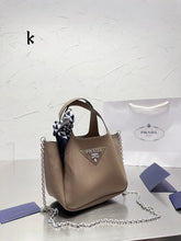 Load image into Gallery viewer, PD217 Leather Tote / 9x7.8x5.1inch
