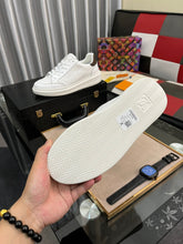 Load image into Gallery viewer, MSE068 LB Luxembourg Sneakers / size7-12
