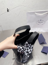 Load image into Gallery viewer, PD217 Leather Tote / 9x7.8x5.1inch
