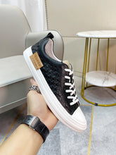 Load image into Gallery viewer, MSE069 GG Sneaker / size7-12
