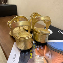 Load image into Gallery viewer, SE1010 CC Sandals / Size4-11
