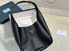 Load image into Gallery viewer, PD219 Leather Tote / 9x7.8x5.1inch
