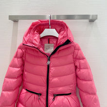Load image into Gallery viewer, CLTH279 Monocler Short Down Puffer Jackets
