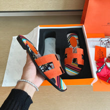 Load image into Gallery viewer, SE906 H ORAN Sandals / Size5-10
