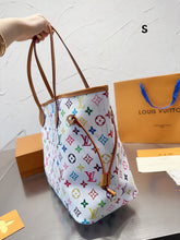 Load image into Gallery viewer, LB767 Neverfull MM  / 12.2 x 11 x 5.5 inches
