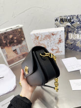 Load image into Gallery viewer, DR278 30 Montaigne Avenue Bag / 9 x 5 x 2.5 inches
