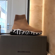 Load image into Gallery viewer, SE899 BCG Women's Speed Graffiti Sneaker
