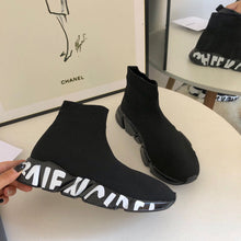 Load image into Gallery viewer, SE899 BCG Women's Speed Graffiti Sneaker

