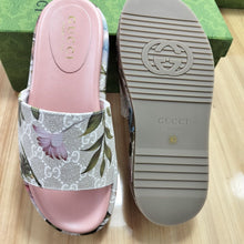 Load image into Gallery viewer, SE1053 GG Flora Slide Sandal / Size5-10

