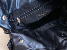 Load image into Gallery viewer, CC595 CC 22 Handbag NEW / HIGHEST QUALITY VERSION / Small/Medium/Large
