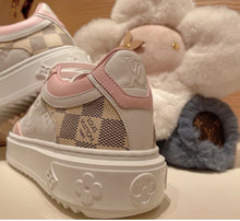 Load image into Gallery viewer, SE868 LB Time Out Sneaker / Size4-11
