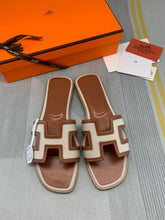 Load image into Gallery viewer, SE836 H Slippers / Size4-11

