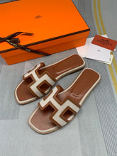 Load image into Gallery viewer, SE836 H Slippers / Size4-11
