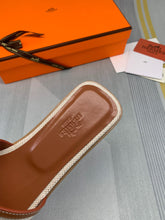 Load image into Gallery viewer, SE836 H Slippers / Size4-11
