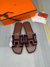 Load image into Gallery viewer, SE836 H Slippers / Size4-11

