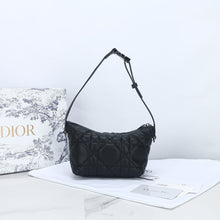 Load image into Gallery viewer, DR243 DrTravel Nomad Pouch / SizeS/M
