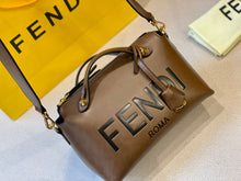 Load image into Gallery viewer, FF149 By The Way Medium / 10.6x5.9x5.1inch
