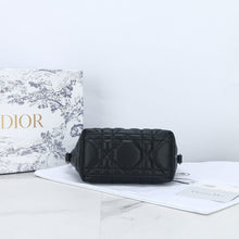 Load image into Gallery viewer, DR243 DrTravel Nomad Pouch / SizeS/M
