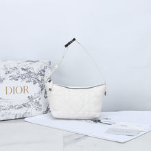 Load image into Gallery viewer, DR242 DrTravel Nomad Pouch / SizeS/M
