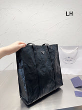 Load image into Gallery viewer, PD213  Small Antique Nappa Leather Tote / 13x11.8x3.3inch
