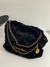 Load image into Gallery viewer, CC618 CC 22 Handbag NEW / HIGHEST QUALITY VERSION / Small/Medium Size
