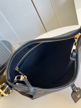 Load image into Gallery viewer, LB706 Carryall Hobo Bag / 11.4x9.4x4.7inch
