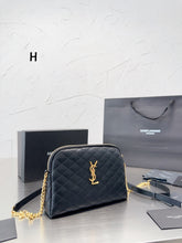 Load image into Gallery viewer, YSK238  Gaby Zipped Pouch / 7 X 5.1 X 1.1 inches
