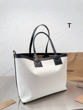 Load image into Gallery viewer, BUR112 Label Print Cotton and Leather Small London Tote Bag / 13.7 x 4.3 x 10.6in
