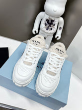 Load image into Gallery viewer, SE934 DR Sneakers / Size5-9
